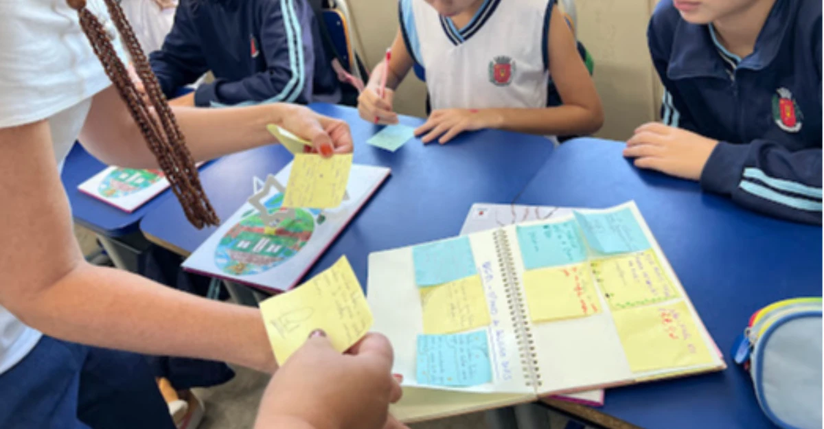 Patrimônios de Maringá viram livro escrito coletivamente por alunos da rede municipal