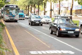 Inicia a restrição de estacionamento na avenida Morangueira