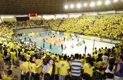 Federação Internacional de Voleibol confirma partidas da Liga Mundial em Maringá.