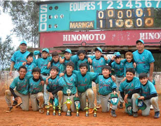 Beisebol maringaense conquista título em duas categorias.