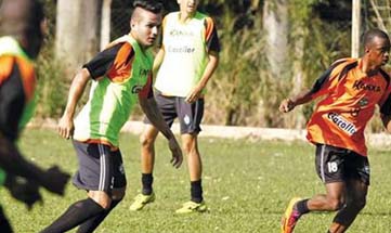 Maringá FC jogará partida decisiva contra o Brasil de Pelotas neste domingo (7).