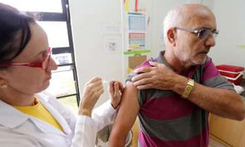 Campanha de vacinação da gripe chega à última semana com 50,51% de cobertura