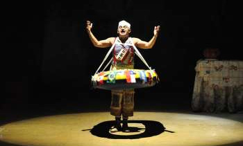 Espetáculo “Shakespeare in Clown” é atração no Teatro Barracão Espetáculo “Shakespeare in Clown” é atração no Teatro Barracão