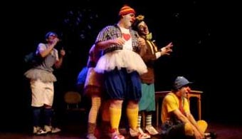 “Cotidiani Clown” é atração no Teatro Barracão “Cotidiani Clown” é atração no Teatro Barracão