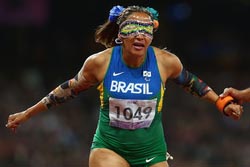 Terezinha Guilhermina será porta-bandeira do Brasil no Parapan