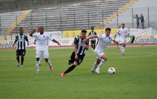 Maringá FC leva gol aos 44 minutos do segundo tempo e deixa escapar um ponto diante do Paraná