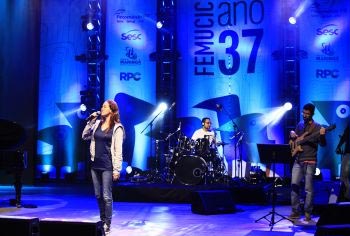 Quatro artistas maringaenses foram selecionados para se apresentarem no festival Quatro artistas maringaenses foram selecionados para se apresentarem no festival