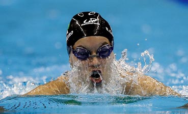 Nadadora paraolímpica Beatriz Carneiro chega em Maringá nesta segunda-feira (19)