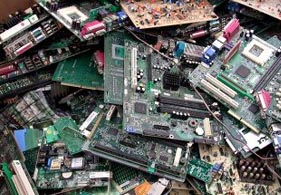 Campanha recolhe lixo eletrônico nesta terça-feira (6)