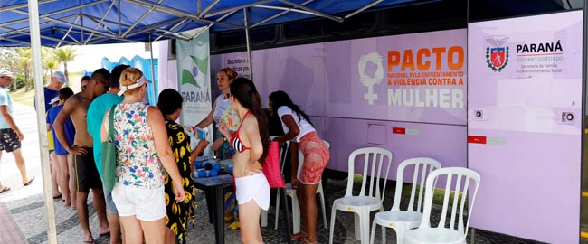 Ônibus Lilás atende mulheres em Maringá Ônibus Lilás atende mulheres em Maringá