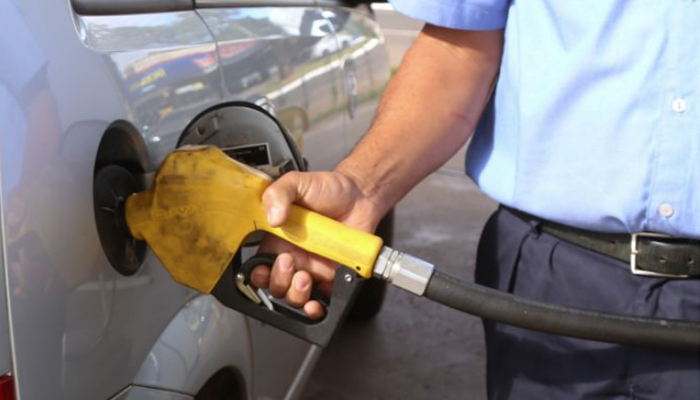 Procon divulga pesquisa de preço de combustíveis