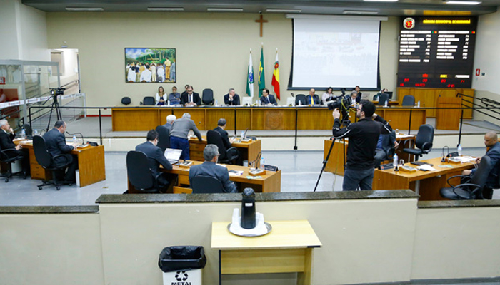 Câmara aprova meia entrada em eventos para todos os estudantes