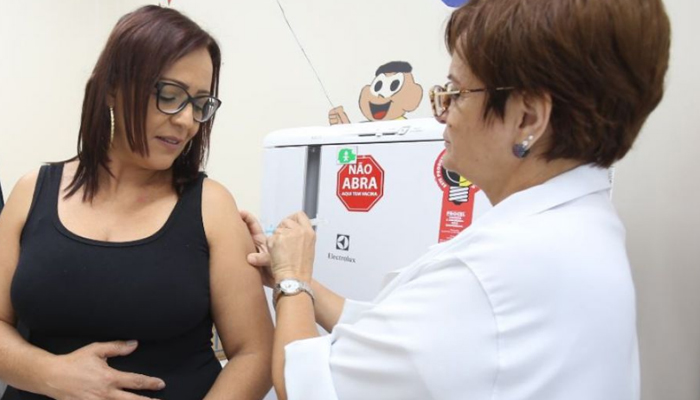 Primeiros dias de vacinação atingem 11,27% do público-alvo