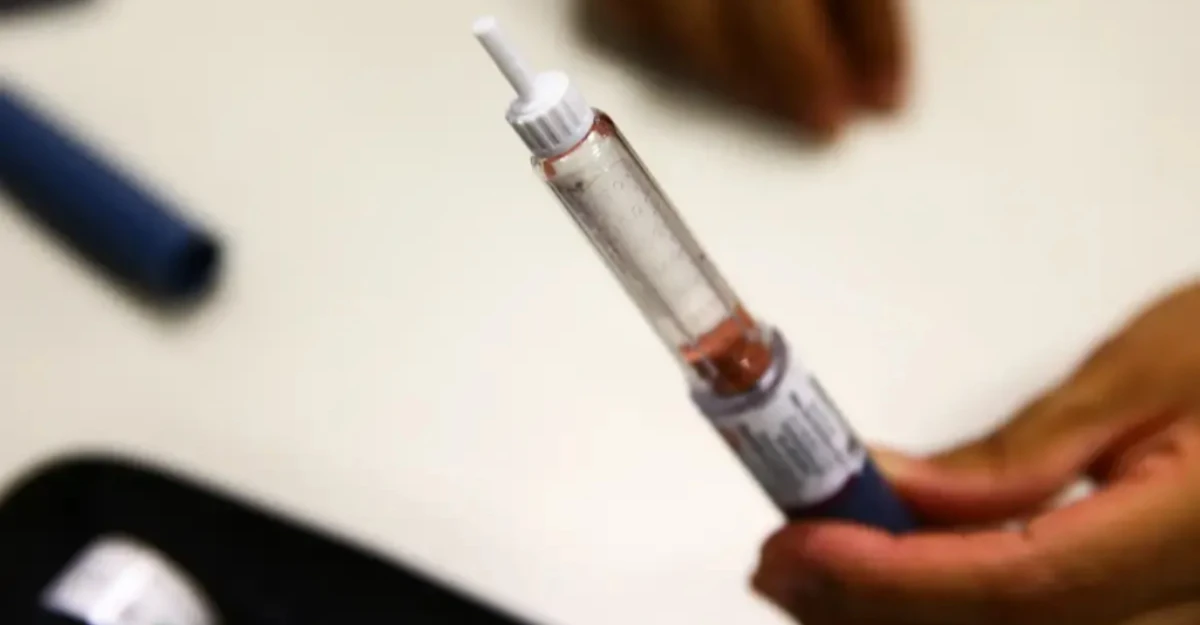 Anvisa aprova cinco novas canetas "emagrecedoras" e faz alerta sobre golpes