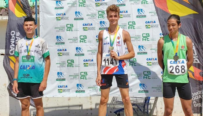 Maringaenses se destacam no Atletismo Sub-18 e novo recorde é alcançado Maringaenses se destacam no Atletismo Sub-18 e novo recorde é alcançado