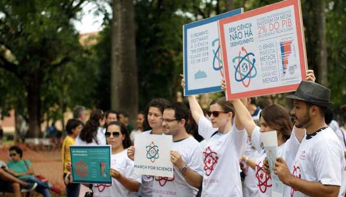 'Marcha pela Ciência' ocorre virtualmente nesta quinta-feira (7)