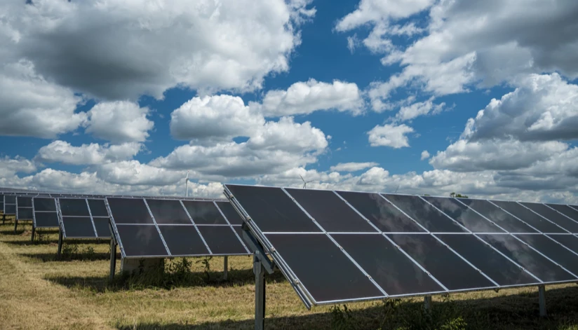 Verão aumenta a eficiência da energia solar? Saiba o que é mito e o que é verdade