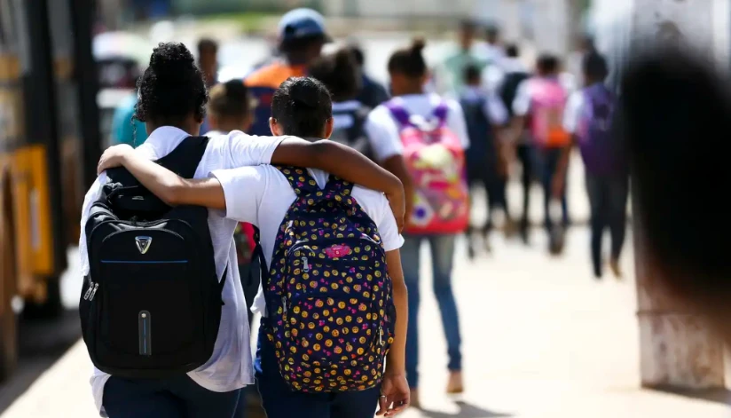 Mobilização para vacinar jovens contra HPV vai até dezembro