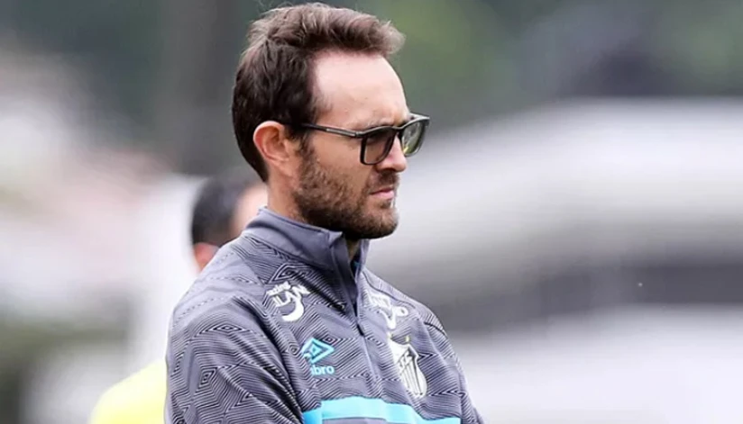 Roberto Chipp é o novo treinador do Maringá FC