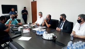 Greve dos motoristas segue suspensa em Maringá 