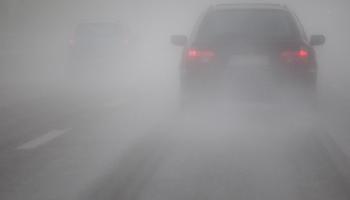 Maior incidência de neblina exige atenção redobrada de motoristas em alguns trechos 