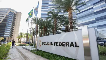 Operação da PF sobre uso indevido de GPS por servidores da Abin cumpre mandado em Maringá 