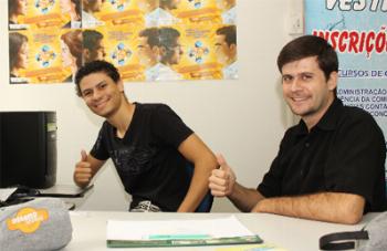 Universitários de Maringá são os primeiros inscritos no Desafio Sebrae no Paraná Universitários de Maringá são os primeiros inscritos no Desafio Sebrae no Paraná