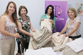 Roupas confeccionadas no projeto “Costurando a Cidadania” são doadas para o Provopar Roupas confeccionadas no projeto “Costurando a Cidadania” são doadas para o Provopar