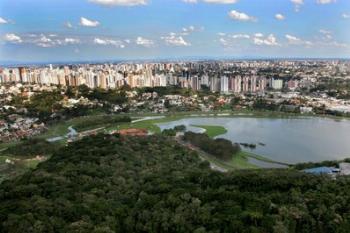 Curitiba disputa título que aponta as mais belas cidades do mundo Curitiba disputa título que aponta as mais belas cidades do mundo