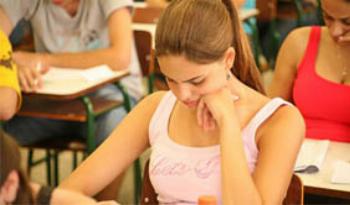 Inscrições para o Vestibular de Inverno 2013 da UEM começa na segunda-feira (1º). 
