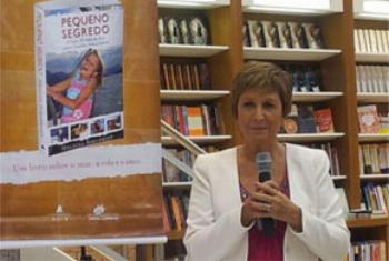 Heloisa Schurmann lança livro em Maringá. 