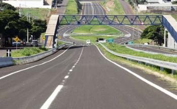 Acesso de veículos no Contorno Norte já está liberado após inauguração oficial. 