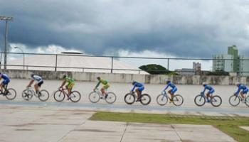 Seleção Brasileira de Ciclismo encerra período de treinamento em Maringá neste sábado (18). 
