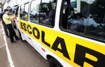 Veículos do transporte escolar passam por vistoria a partir desta segunda-feira (27). Veículos do transporte escolar passam por vistoria a partir desta segunda-feira (27).
