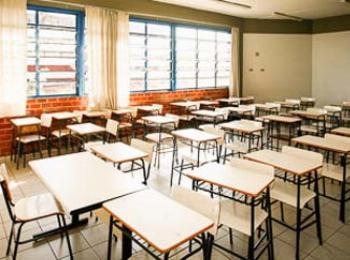 UEM abre inscrições para contratação de professores em diferentes áreas. 