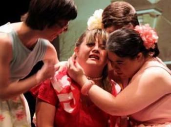 Grupo de Teatro para Atores Especiais se apresenta no Teatro Barracão nesta sexta-feira (4). 