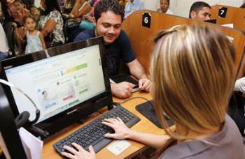 Procon de Maringá ajuda consumidores a limpar o nome pela Internet. 