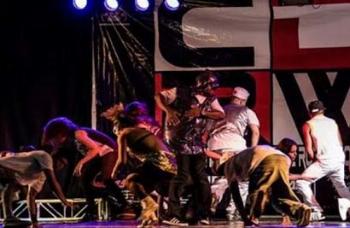 Grupo de Dança de Rua se apresenta nesta quarta-feira (23) no Teatro Reviver. 