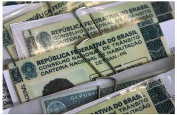 Indicação de clínica para exame médico do Detran é feita por sistema digital. 