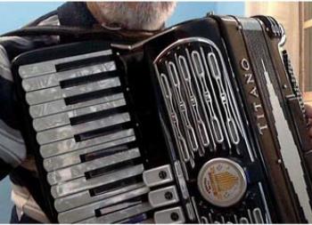 Acordeonista José Alfredo Braga é atração musical desta quinta-feira (10) no Luzamor. 
