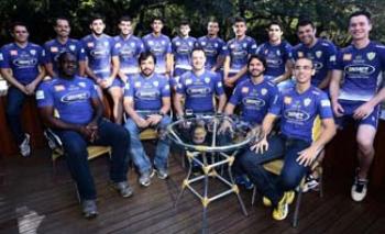 Nova patrocinadora, Ziober apresenta elenco que disputará Superliga 2014/2015. 