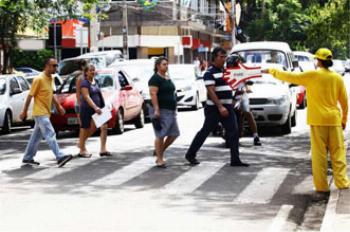 Campanha de educação de trânsito será lançada nesta segunda-feira (4). 