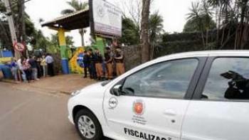 Canil é interditado por irregularidades fiscais e por descumprir a legislação. Canil é interditado por irregularidades fiscais e por descumprir a legislação.