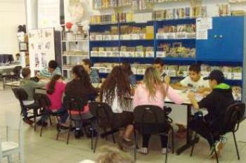 Abertas as inscrições para oficina de poesias em bibliotecas municipais. 