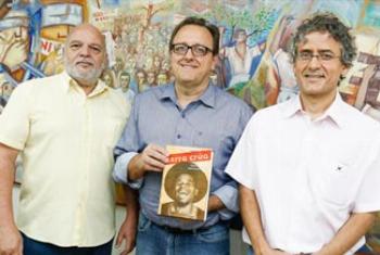 Primeiro livro sobre a história de Maringá é reeditado 