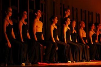 Ballet Nara Dutra é atração no Teatro Reviver nesta quarta-feira (18) 