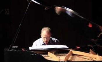 Um dos grandes pianistas brasileiros é destaque da Semana Municipal de Cultura desta quinta (26). 