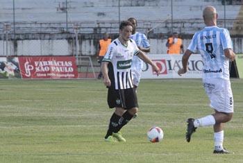 De virada e fora de casa, Maringá FC vence o Londrina 