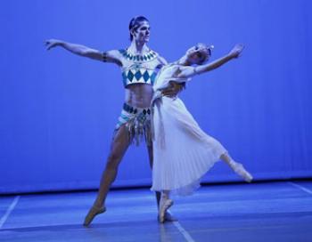 Ballet Clássico é destaque do Convite à Dança no Teatro Reviver 