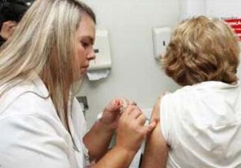 Vacina da gripe está disponível em todas as Unidades Básicas de Saúde 